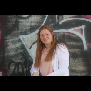 Meet your Posher, Kasey